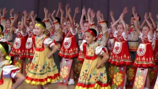 Городецкие досточки. Ансамбль "Школьные годы".