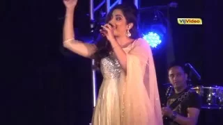 SHREYA GHOSHAL pays Tribute to the Legends , Live Concert in Mauritius 2016 - HD