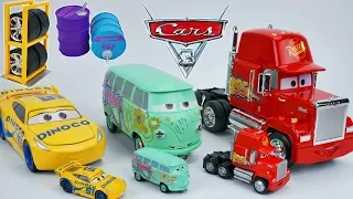 Disney Cars 3 Dinoco Cruz Filmore Mack Hauler Giant Diecast Toy Vehicles from Jada