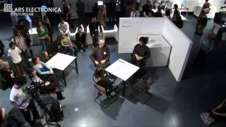 Ars Electronica 2009: Geminoid HL-1 with Horst Hörtner (Part 2)