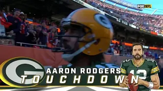 Aaron Rodgers runs it in to extend the Packers lead and yells at the Bears fans "I still own you!"