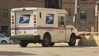 2 USPS mail carriers robbed over 2 days in Evanston