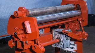 Sheet bending roll machine