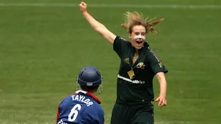 From the Vault: Teenage Perry dominates on T20 debut