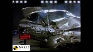Daewoo Leganza 1997 ANCAP Crash Test (2 stars)