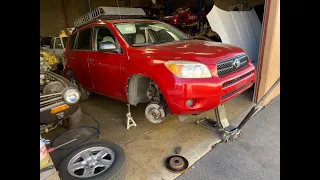 2006-2008 Toyota RAV4 Front Brakes Replacement.