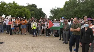 Demonstrators condemn police presence at University of Texas pro-Palestinian protest | AFP
