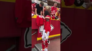 Rashee Rice showing the fans some love | Chiefs vs. Browns Preseason Game 3 #shorts
