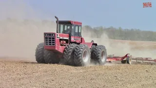 INTERNATIONAL 4786 Tractor Working on Spring Tillage