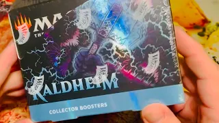 Amazon bargain buy! Kaldheim Collector box!