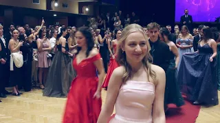 Maturitní ples-Obchodní akademie 4.B-STUŽKOVÁNÍ