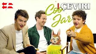 Joe Keery, Gaten Matarazzo ve Joseph Quinn soruları cevaplıyor! Türkçe Altyazılı