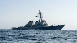 Russian fighter jets fly over U.S. destroyer