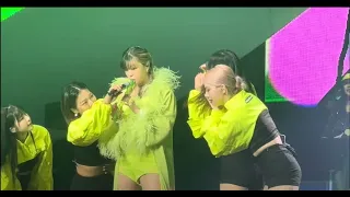 [FANCAM] 6-29-23 Twice (트와이스) World Tour Ready To Be - Chicago Day 2 - Jeongyeon Solo Stage - Juice