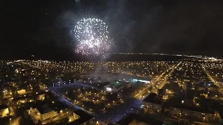 Фейерверк  9 мая 2017 на площади свободы Тольятти  с неба от компании ООО "Пиро-класс-Тольятти"