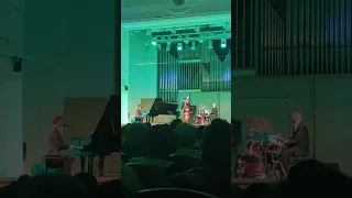 Замечательный Олег Аккуратов - концерт в Екатеринбурге!