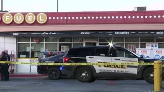 Security guard shoots man in leg at H-E-B convenience store, SAPD says