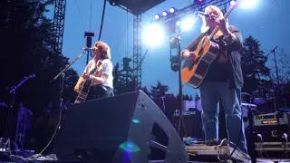 Indigo Girls Portland 2015, Chicken Man