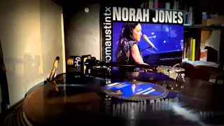 Norah Jones - Rosie's Lullaby (Live form Austin - TX double vinyl)