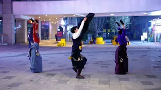 Tibetan dance