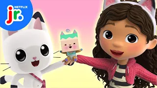 Meet Baby Benny Box! 🍼😻 Gabby's Dollhouse | Netflix Jr