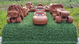 Clean up muddy minicars & disney car convoys! Play in the garden