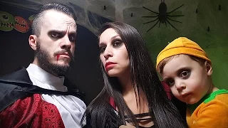 Halloween Special - Vampires, Pumpkins and Spiders - Horror Family