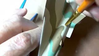 Stippling a "Feathered" Edge Camouflage