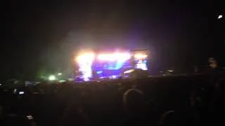 Paul McCartney at Bonnaroo 2013 "Good weed I can smell"