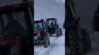Трактор Юто Застрял