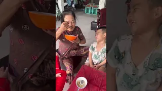 Hèn gì mấy bà mẹ có con là mập ra 😂😂