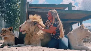 BONDING WITH BIG CATS?!