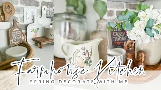 DECORATE WITH ME // SPRING FARMHOUSE KITCHEN // COTTAGE KITCHEN // CHARLOTTE GROVE FARMHOUSE