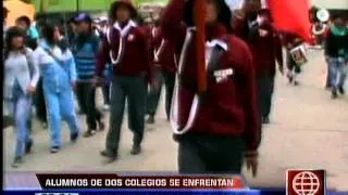 América Noticias - 201113 - Escolares se enfrentaron a pedradas en Huancayo