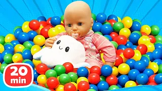 PISCINA DE BOLINHAS com a boneca Annabelle! Historinha infantil com Baby Born. Melhores episódios.