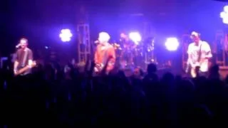 The Offspring - Burn it Up Live at the Sheperds Bush Empire 05/06/12