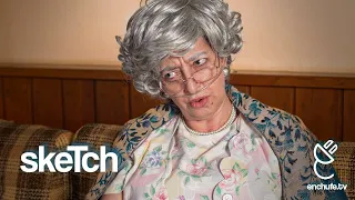 Abuelita Racista | enchufetv