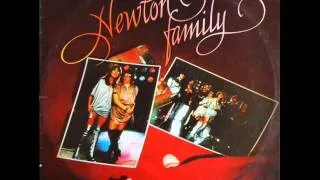 NEWTON FAMILY  -  SANTA MARIA  1979