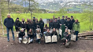 Klimafit! Jugendliche pflanzen den Wald der Zukunft