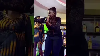 Fille uganda