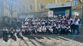 Tanzaktion „One Billion Rising“ in Lienz