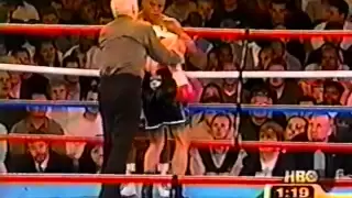 (Fight 26) Floyd Mayweather vs. Carlos Hernandez [2001-05-26]