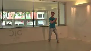 12. "Erstes Kniebürsten“, Übung "Der Kraftort" - Tai Chi Anfänger Daniel Grolle