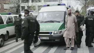 [Doku] Mit Bomben ins Paradies - Die deutschen Gotteskrieger [HD]