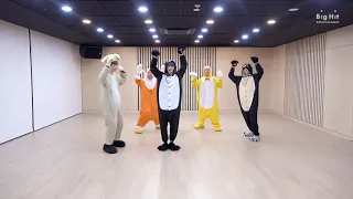 TXT ‘Cat & Dog’  (Choreography)- DANCE PRACTICE [Animal versión]