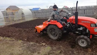 Почвофреза нового образца 120 см с трактором Уралец 220