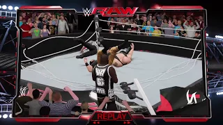 Breaking the ring - Big Show VS Braun Strowman WWE 2K17