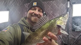 Minnesota Walleye Fishing! Ice Fishing Walleyes! LOTS Of Over-Slot Fish!