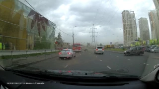 Heavy winds and sand storm in Moscow 29.05.2017