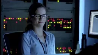 Arrow-Felicity Smoak 1x9